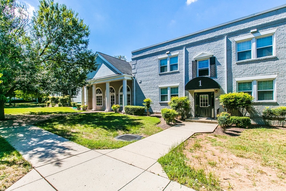 Apartments near University Myerton